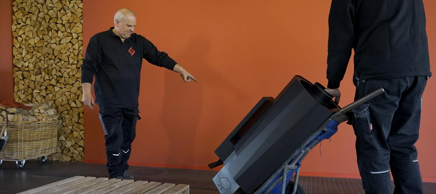 Wie komt mijn Leenders kachel installeren?